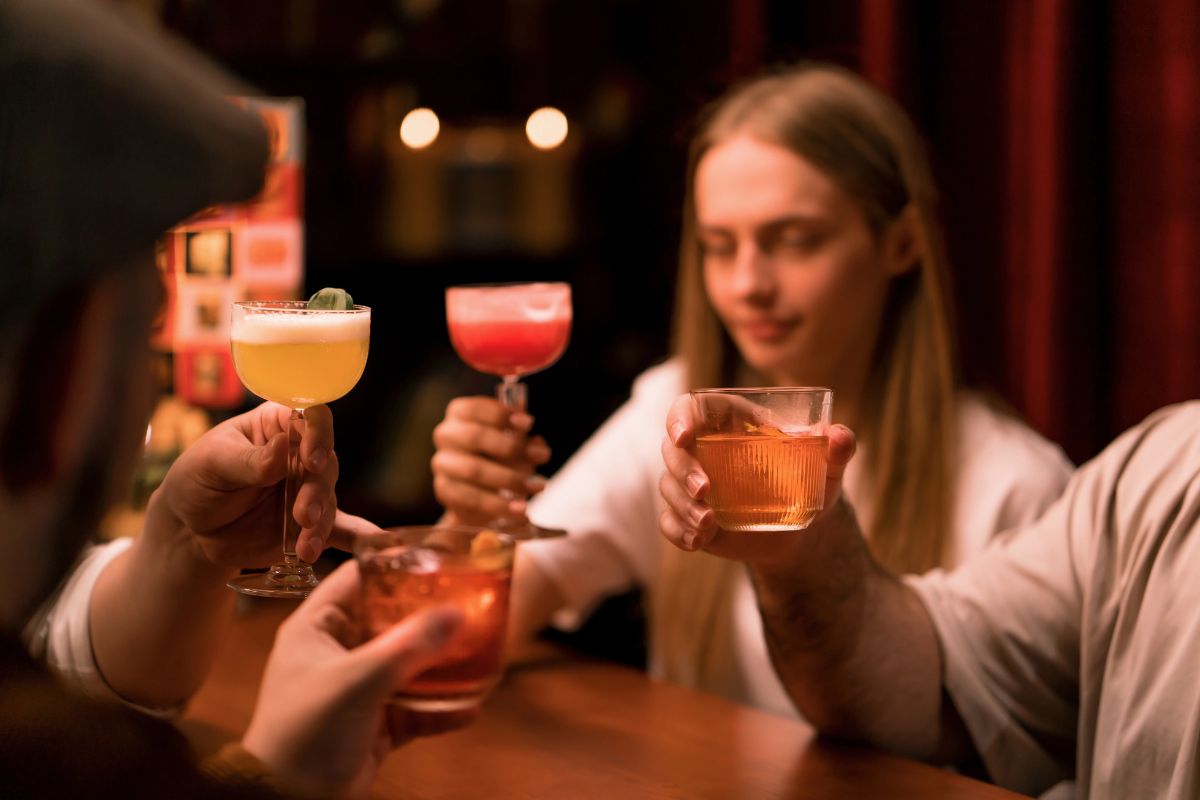 People drinking cocktails